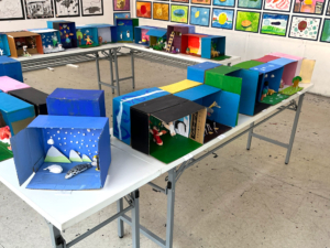 「子ども絵画造形教室作品展2025」低学年クラス作品