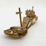 高学年クラス・木っ端の立体作品・４年生の作品