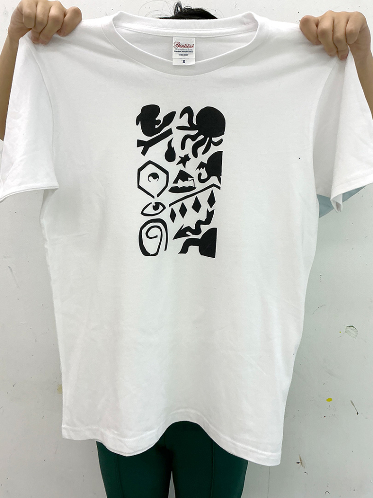 高学年クラス「シルクスクリーン」6年生の作品